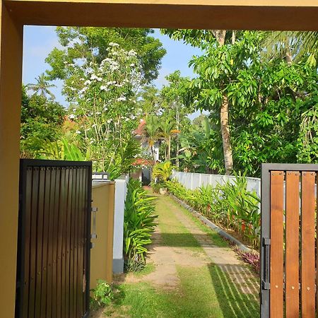 Hikka Villa Hikkaduwa Exterior foto