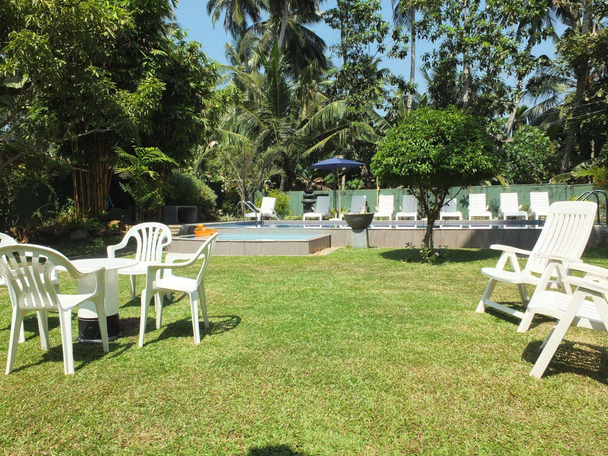 Hikka Villa Hikkaduwa Exterior foto